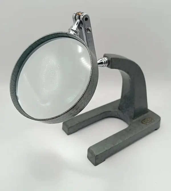 Très jolie ancienne loupe d'atelier Optico Paris année 50