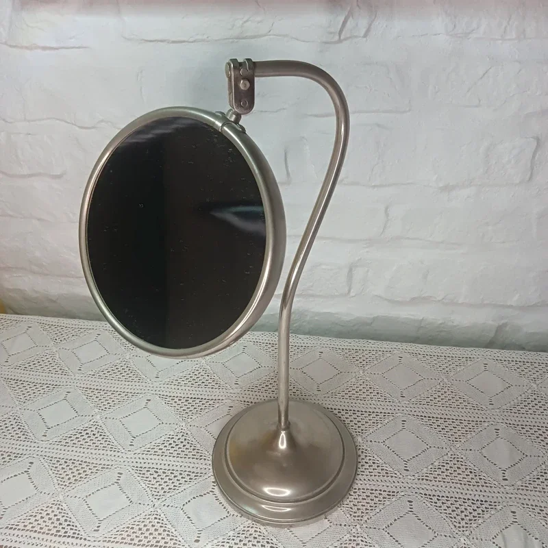 Très joli miroir de barbier vintage