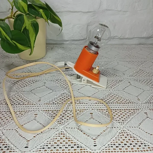 Très jolie lampe à pince vintage