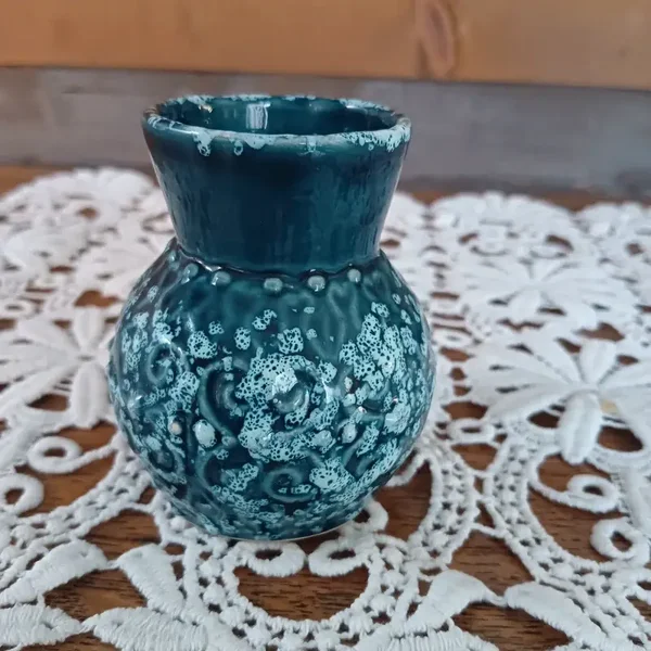 Très joli petit vase vintage
