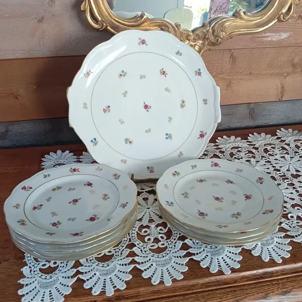 Très joli service à dessert vintage Limoges