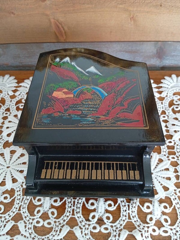 Charmante boîte à musique