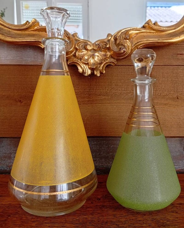 Très jolies carafes vintage