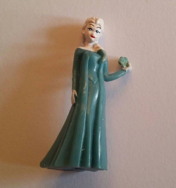 Fr0zen - Figurina Elsa 4cm