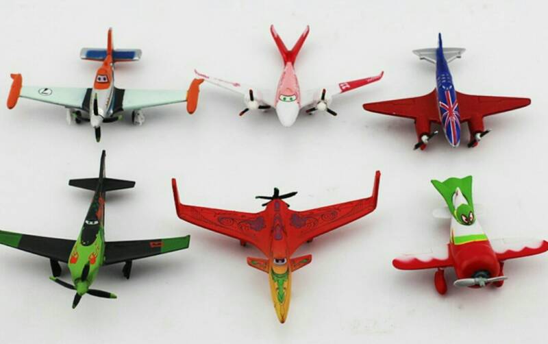Planes set Compleanno  - 10 figurine a caso