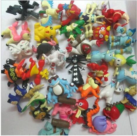 P0kemon set Compleanno E - 5 figurine 2cm