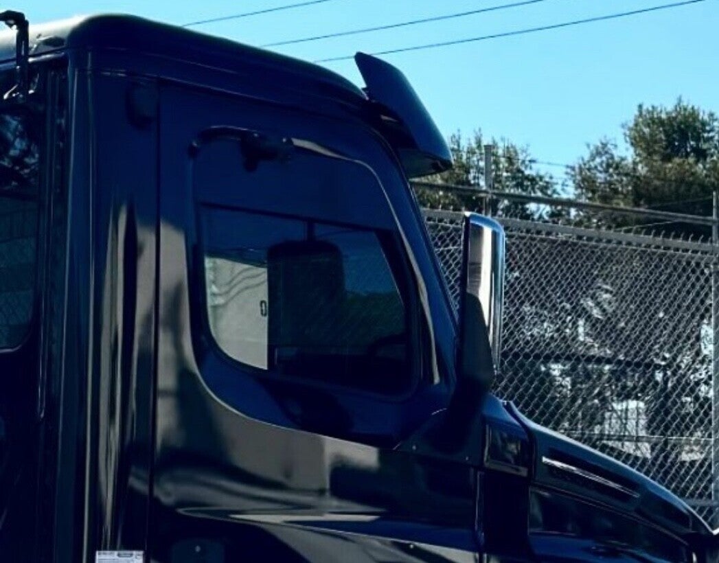 Freightliner Cascadia 7 Inch Black Window Visor