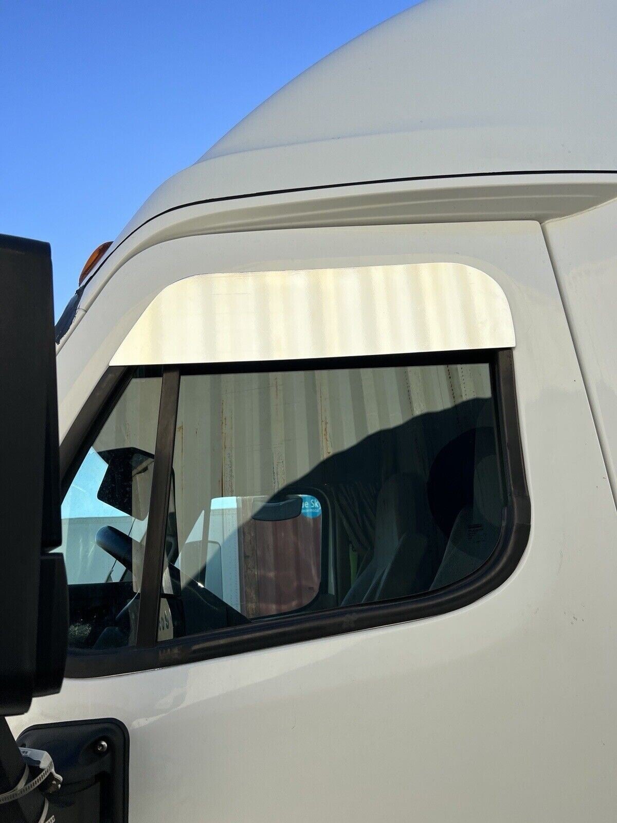 FREIGHTLINER CASCADIA WINDOW VISOR 7 INCH SIZE IN CHROME FINISH