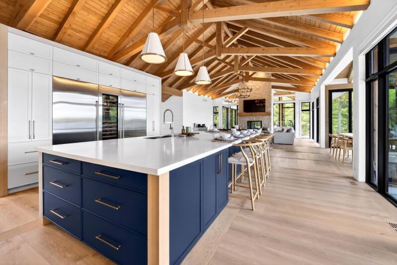 real-estate-photography-walk-through-video-drone-photography-3d-tours-15-standard.jpg
