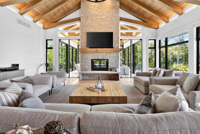 real-estate-photography-walk-through-video-drone-photography-3d-tours-3-standard.jpg