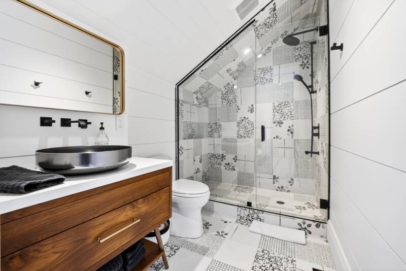 real-estate-photography-walk-through-video-drone-photography-3d-tours-40-standard.jpg