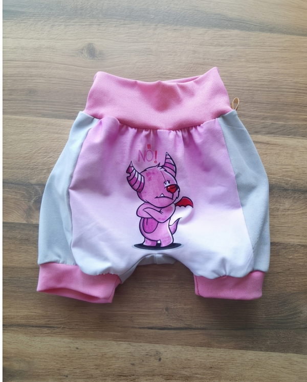 Kurze Pumphose "Nö" Monster rosa 98/104