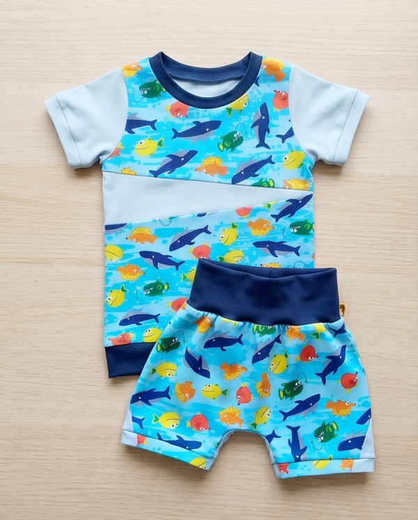Set aus kurzer Pumphose mit passendem T-Shirt Größe 86/92