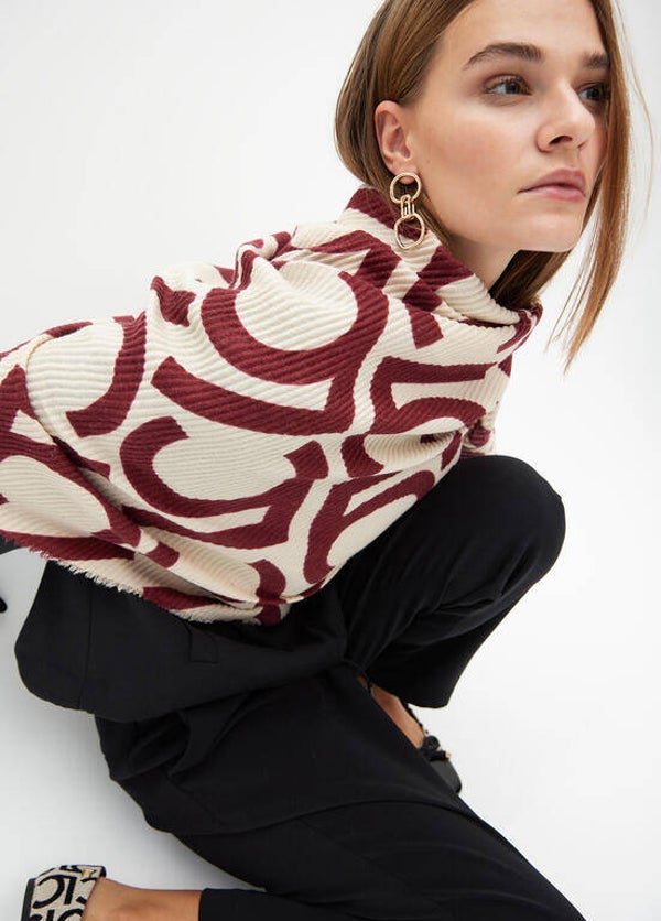 Fulard vermell i cru Lola Casademunt