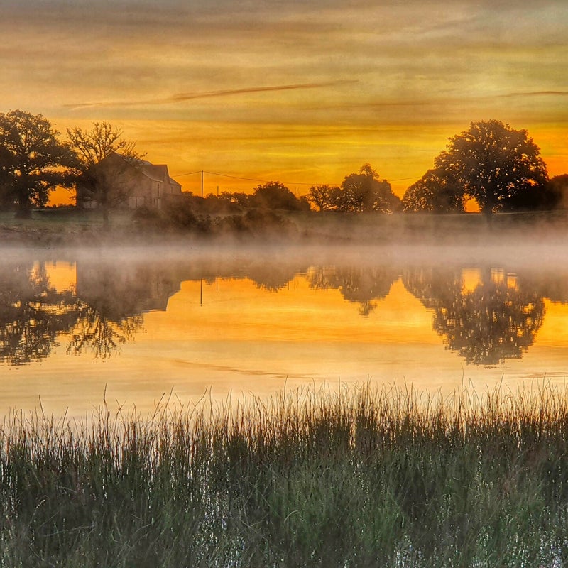 lakesunrise2.jpg