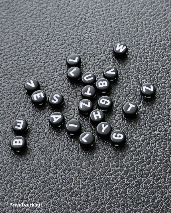 Diverse Kunststoff-Perlen