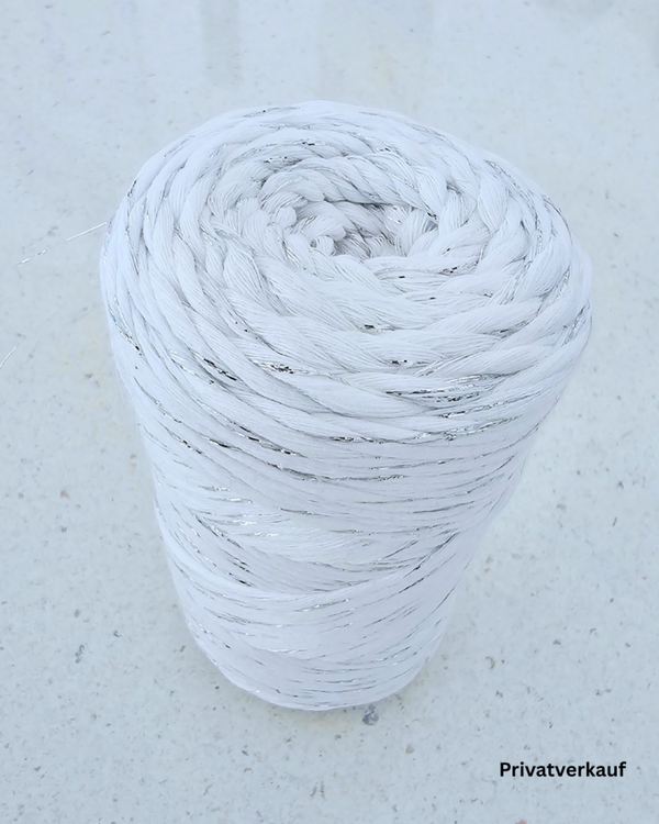 Spessa 3 mm (mit Lurexfaden) - 250 g