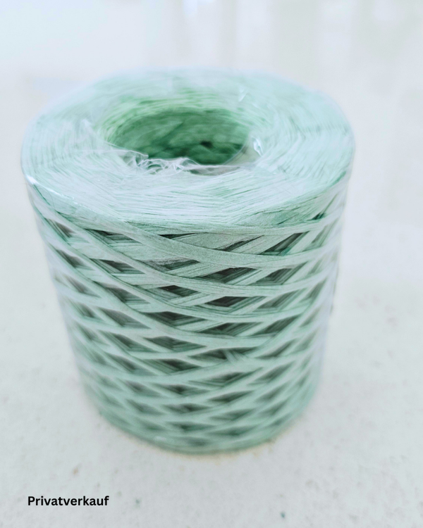 Raffia-Garn flach