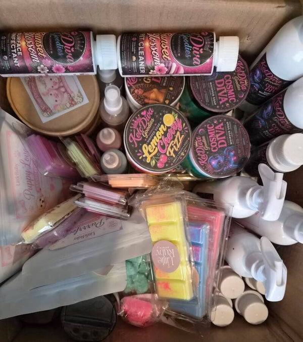 Reseller box medium
