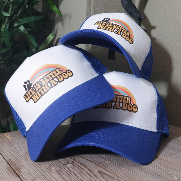 Snapback "Life is better with a dog" blauw