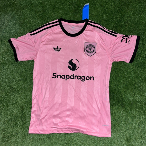 Manchester United Goalkeeper Kit 25-26