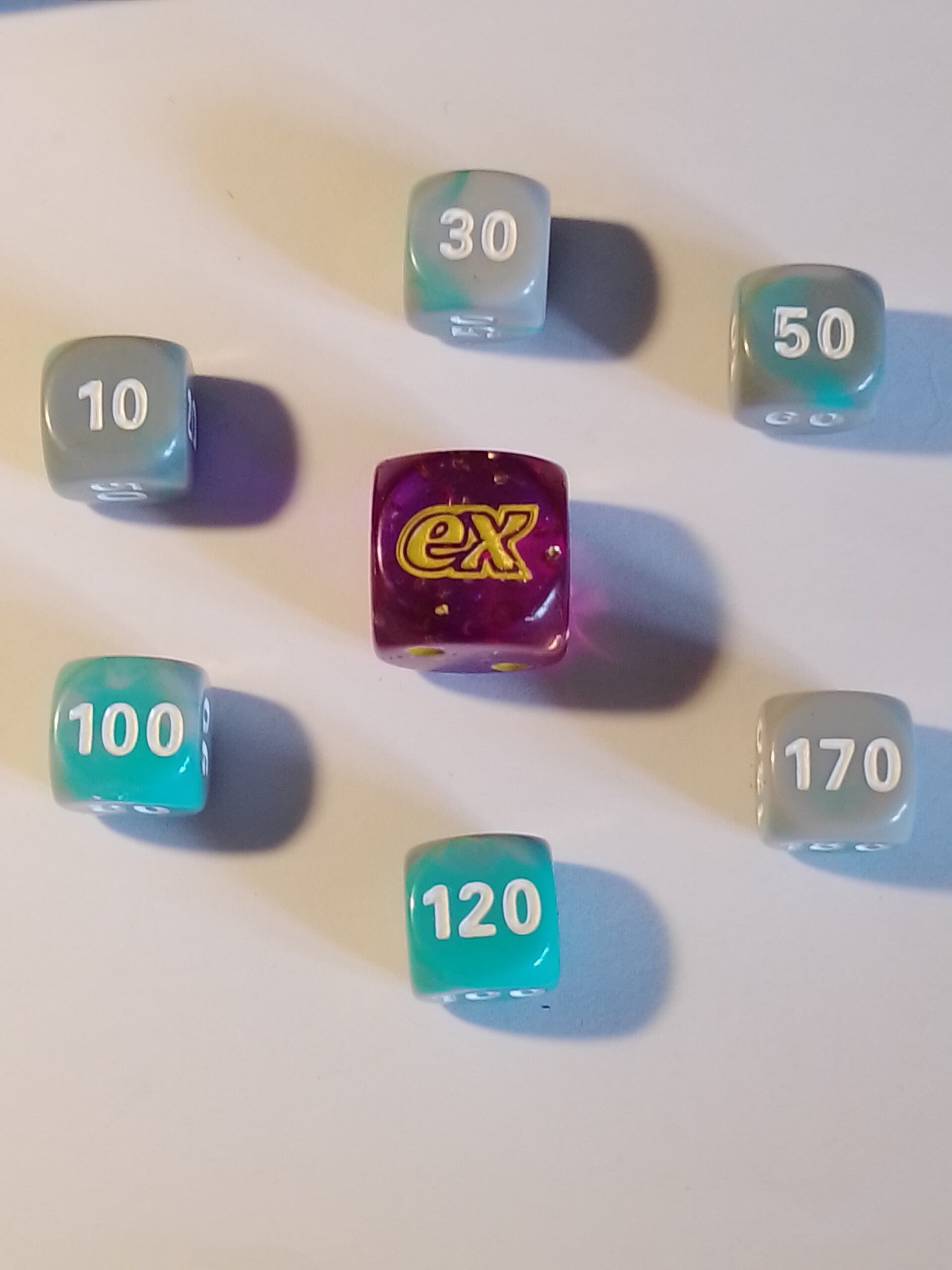 Karmesin und Purpur - Würfel Set