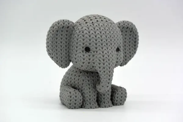 Gehäkelter 3D-Elefant | Mini & Groß | Amigurumi Look | Dekofigur in Wunschfarbe | Geschenkidee