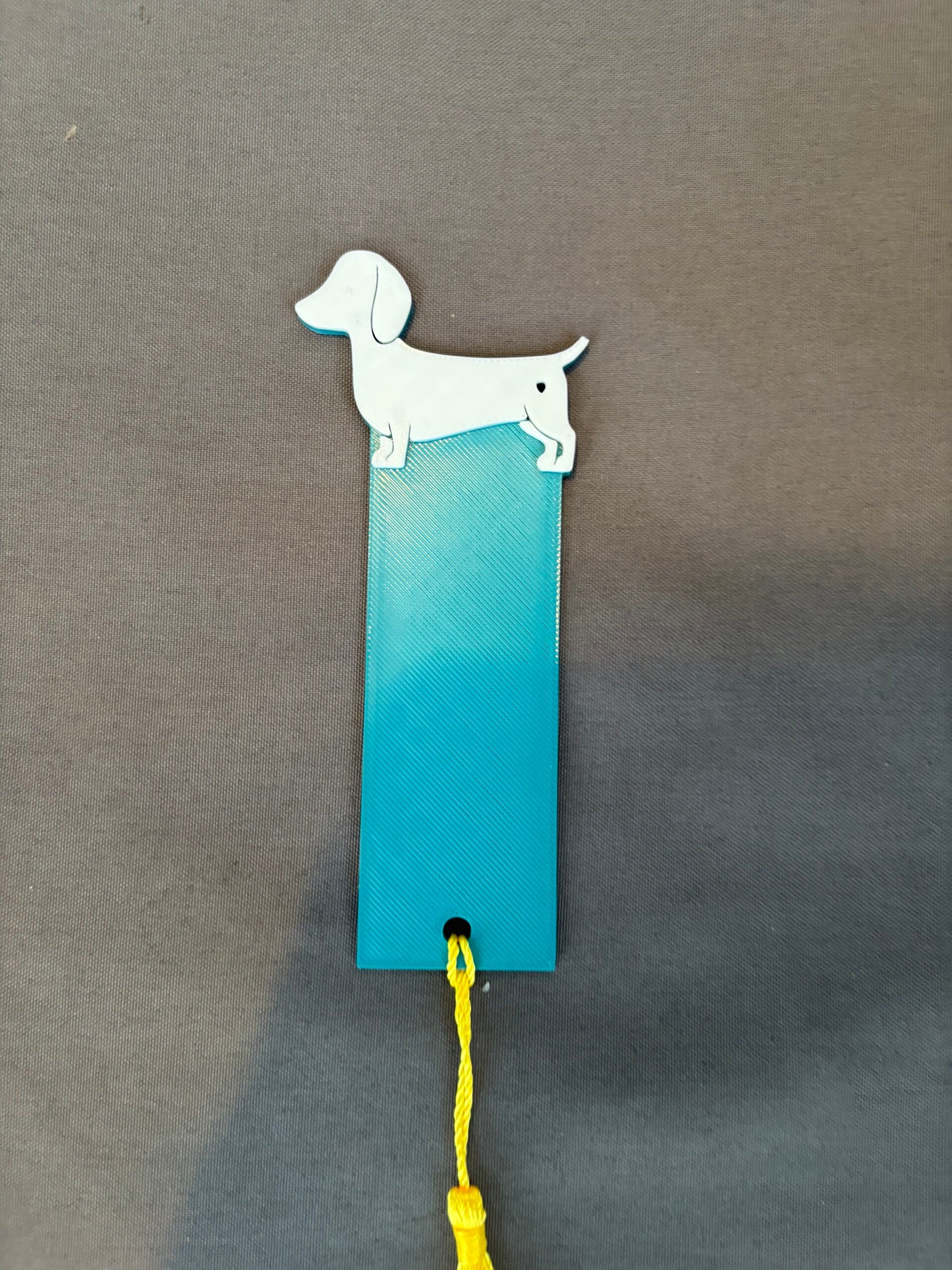 Lesezeichen Dackel | 3D-Druck | Geschenk für Hundefreunde & Buchliebhaber | Hundemotiv | Buchzubehör mit Kordel