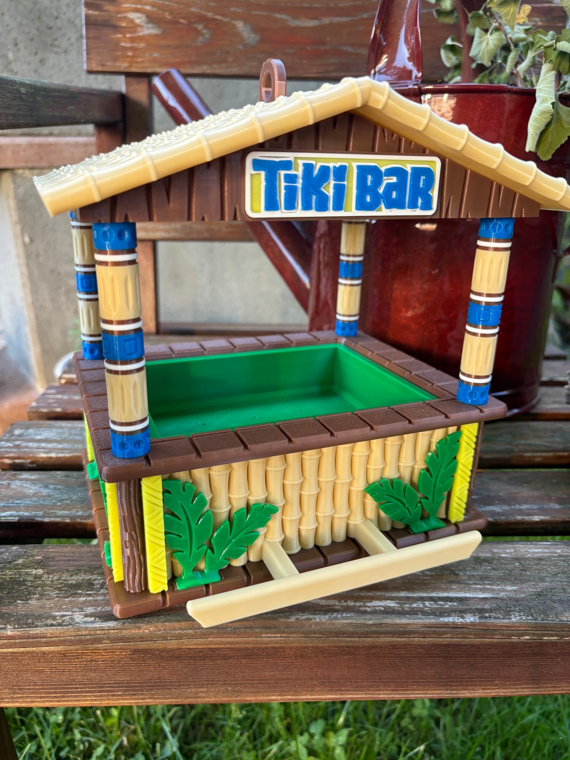 Wetterfestes Vogelhaus im Tiki-Bar Design – Futterhaus & Gartendeko