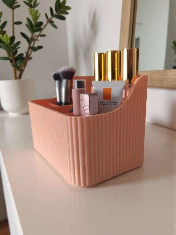 Make-Up Organizer 3D gedruckt | Kosmetik Aufbewahrung | Schubladen-frei | Schminktisch Ordnung | Geschenk für Beauty-FansMake-Up Organizer 3D gedruckt | Kosmetik Aufbewahrung | Schubladen-frei | Schminktisch Ordnung | Geschenk für Beauty-Fans
