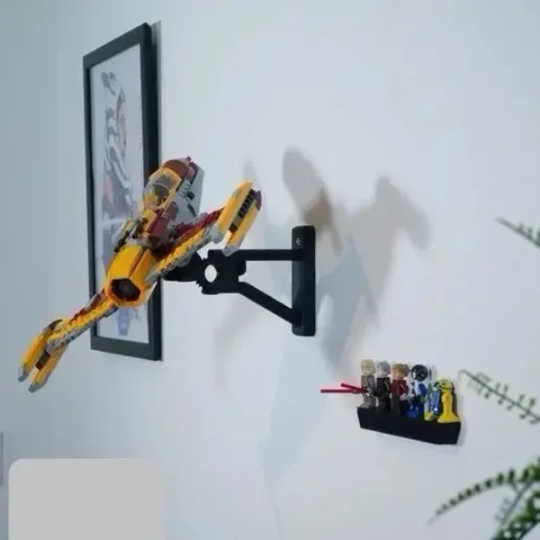 WALL MOUNT FOR SHIN HATI'S STARFIGHTER 75364