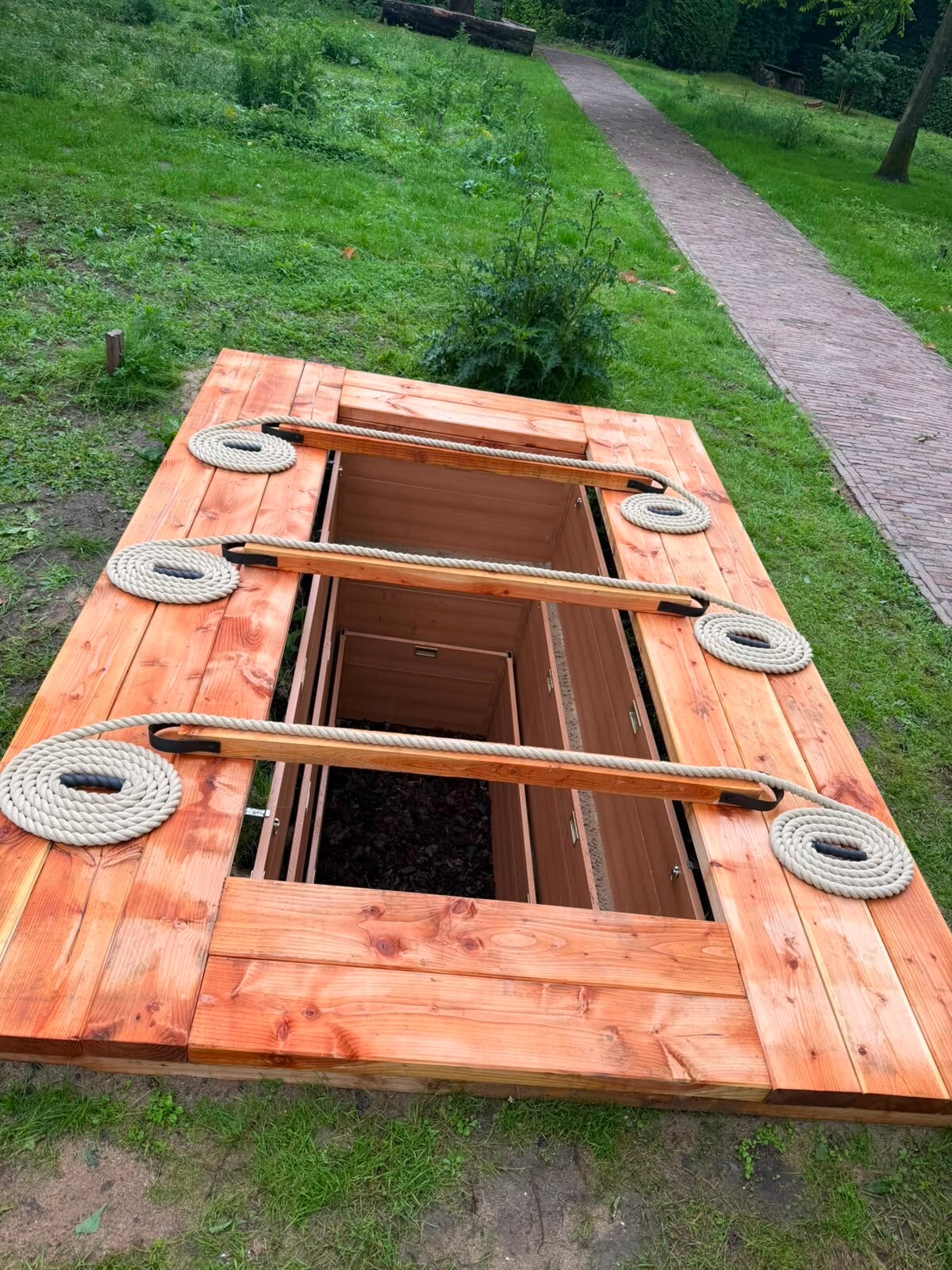 Bekisting natuurbegraafplaatsen 