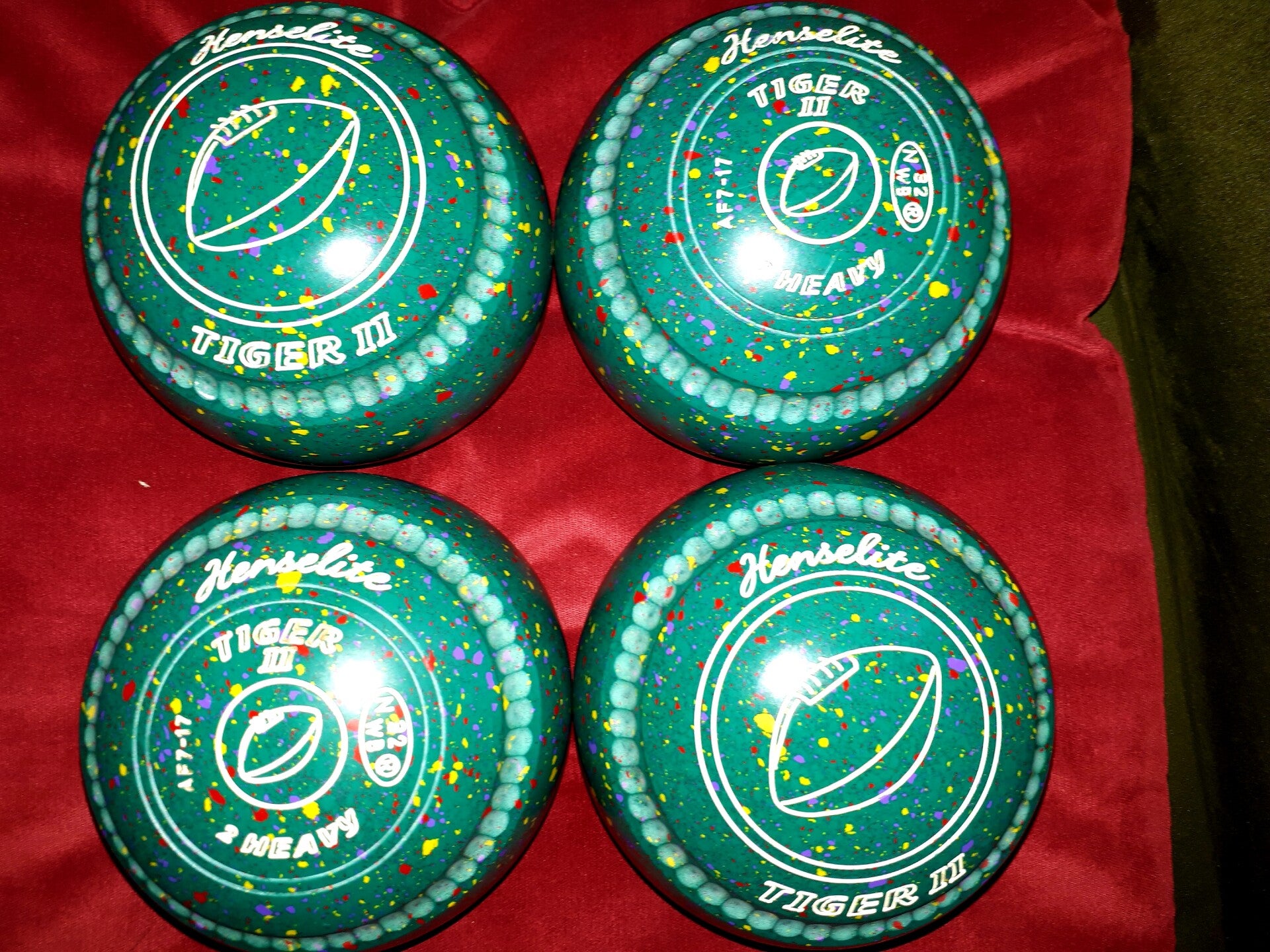 Henselite Tiger II bowls -- Size 2