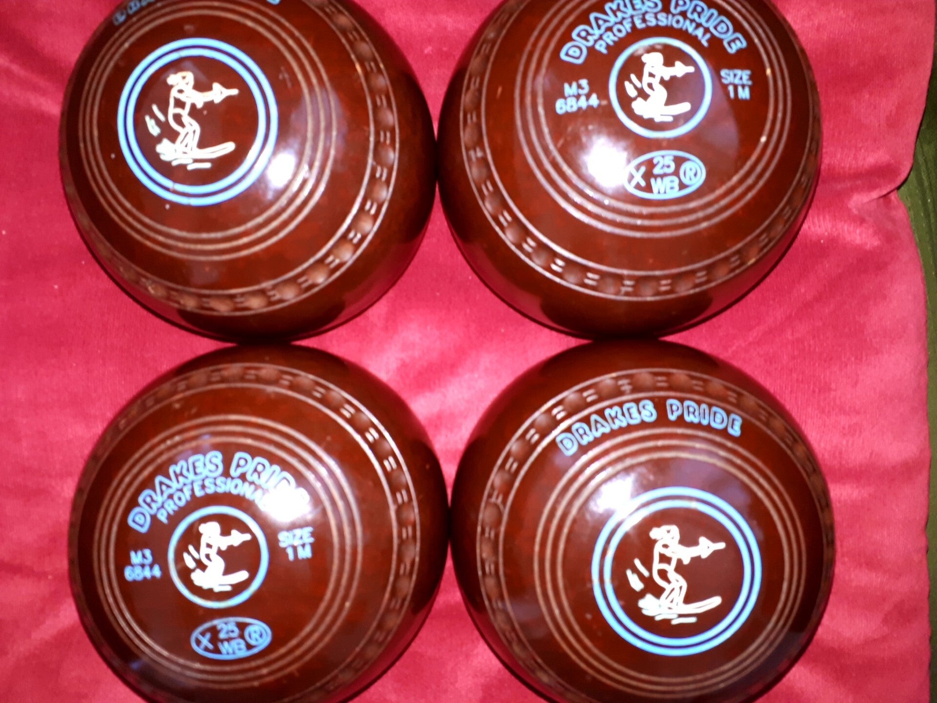 Drakes Pride Professional bowls Size 1