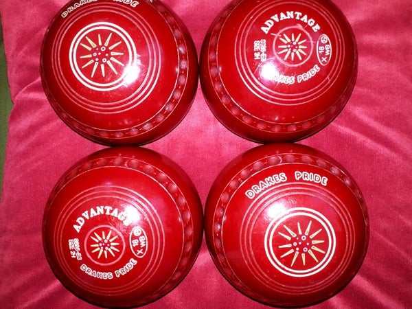Drakes Pride Advantage bowls - Size 2