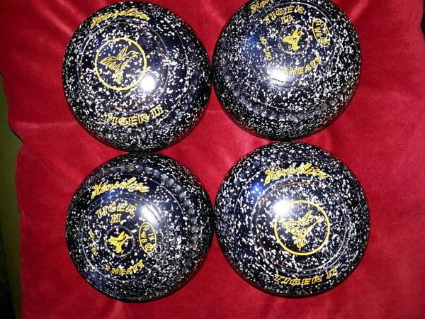 Henselite Tiger II bowls Size 2