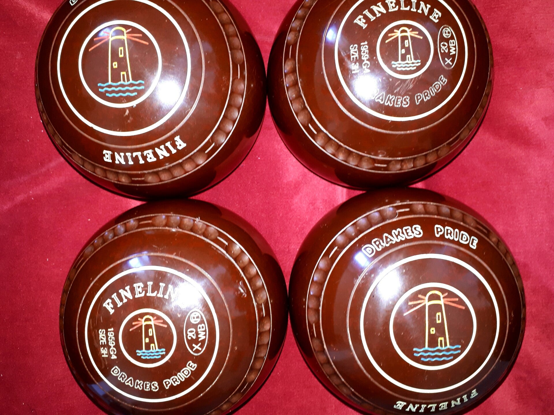 Drakes Pride Fineline bowls Size 3
