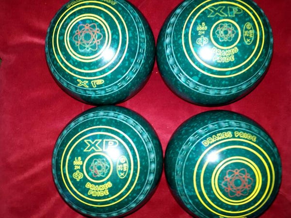 Drakes Pride XP bowls Size 2