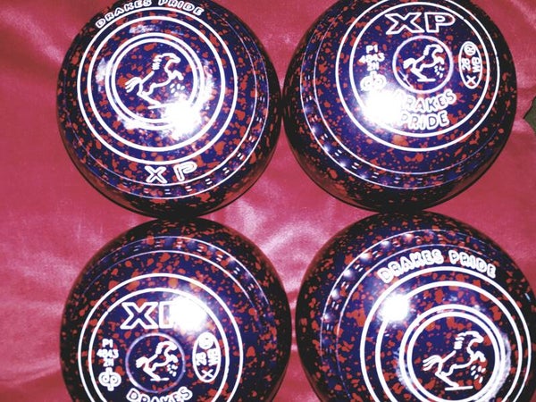 Drakes Pride XP bowls Size 2