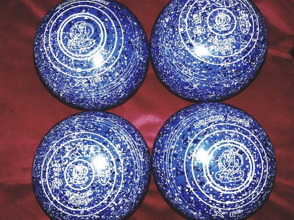 Drakes Pride XP bowls Size 3