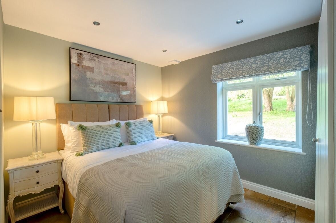 bedroom-roman-blind-standard.jpg
