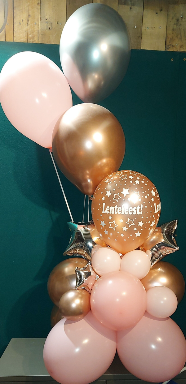 Ballonstuk lentefeest/ boeket heliumballonnen