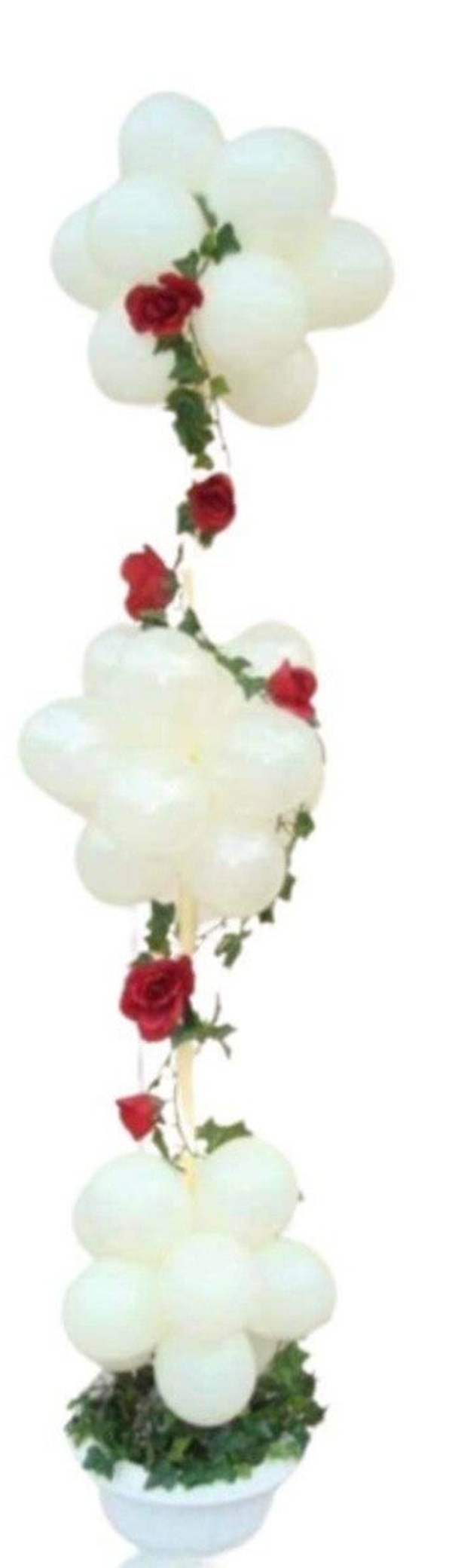 Sierlijke pilaar met bloemenslinger
