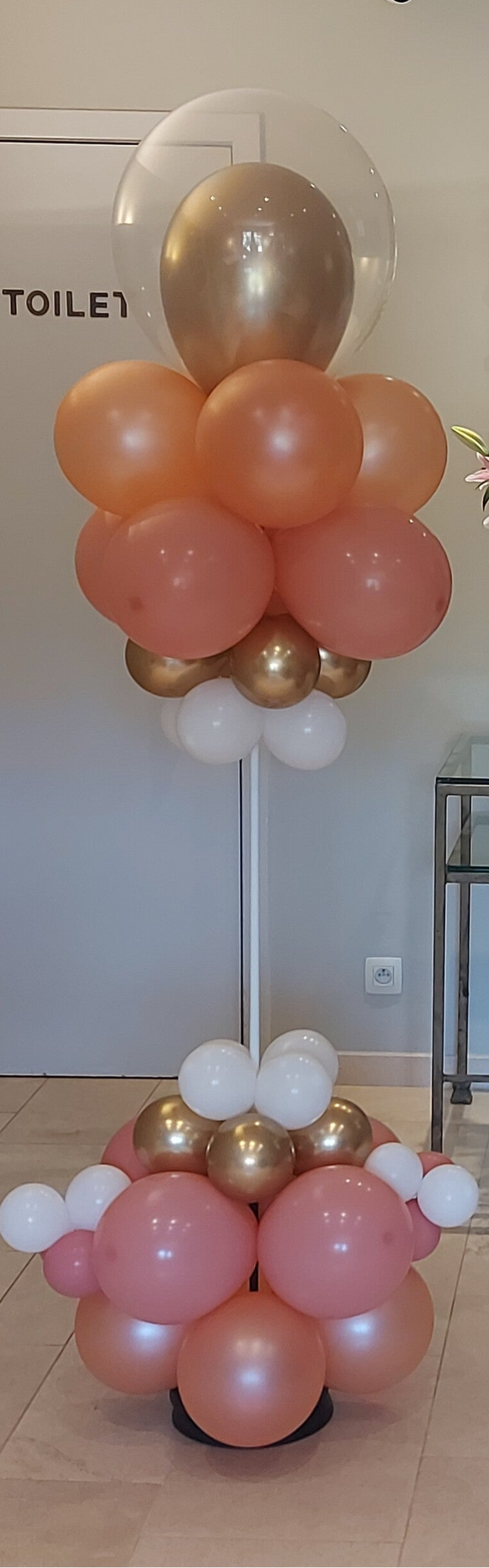 Feestelijke pilaar met bubble