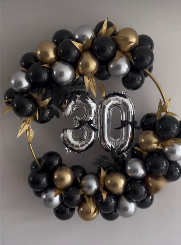 Verjaardagshoepel met cijfer