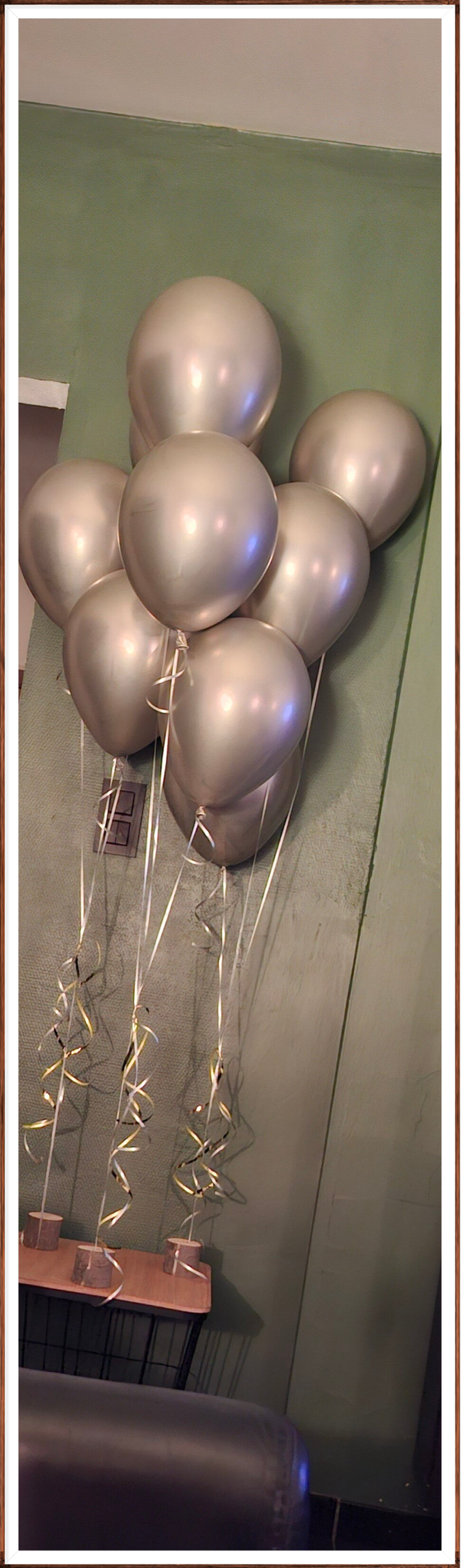 Champagne heliumboeket van 9