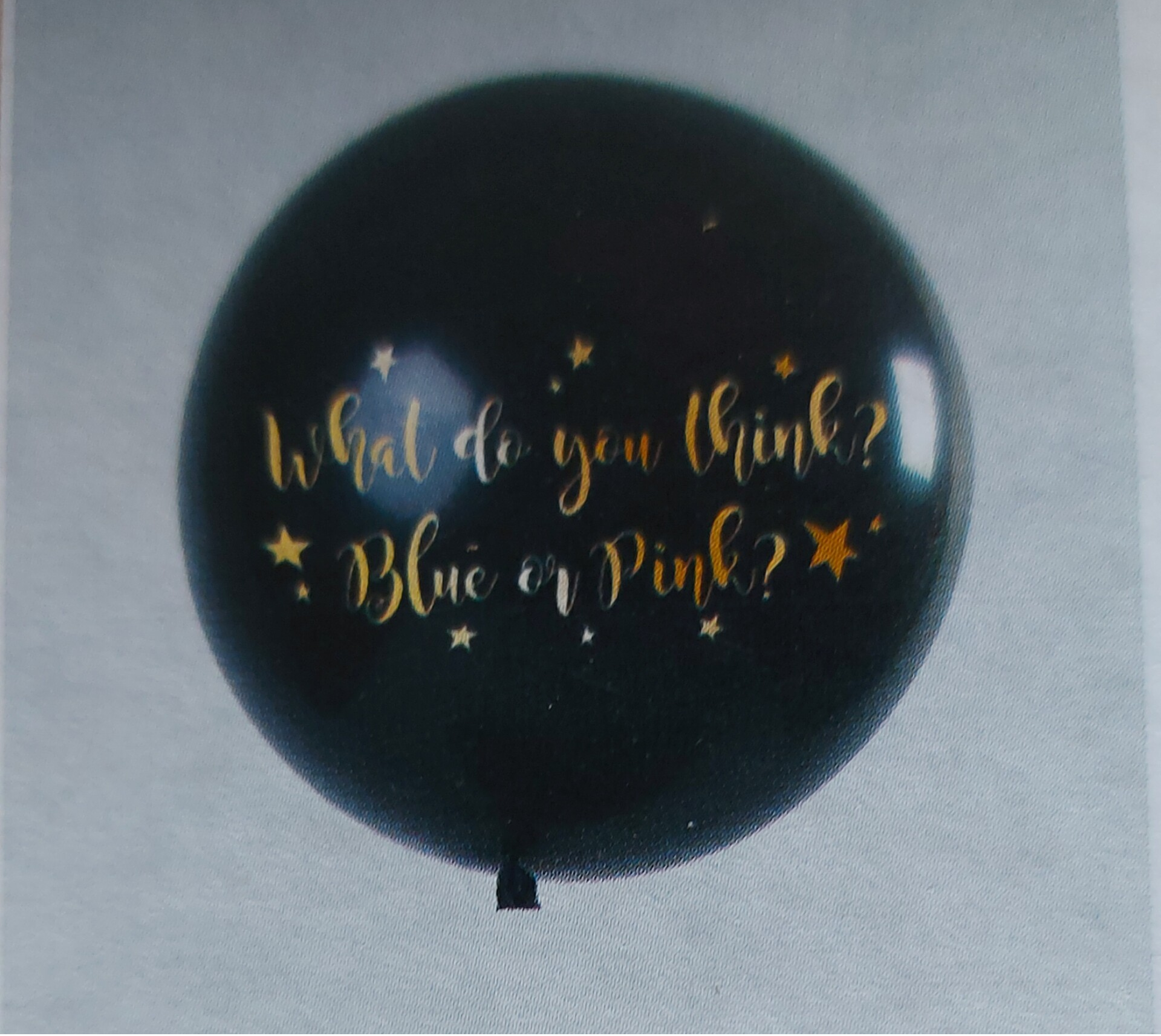 Gender reveal ballon