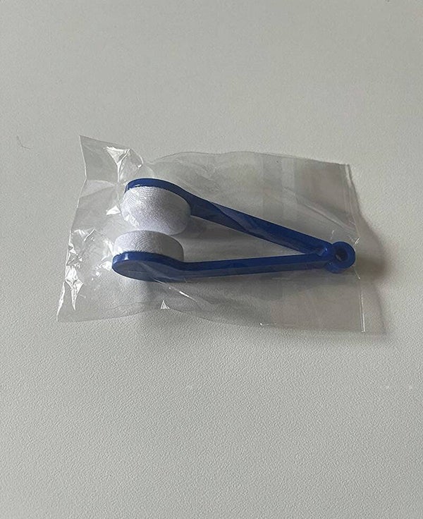 0039B - Brosse à lunette