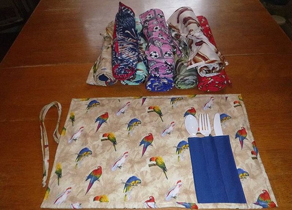 0170P - Napperon avec pochette ustensile