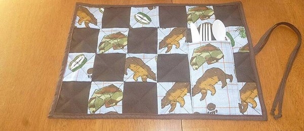 0189P - Napperon avec pochette ustensile